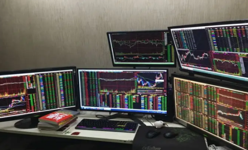新手做期貨對(duì)電腦有要求嗎？期貨軟